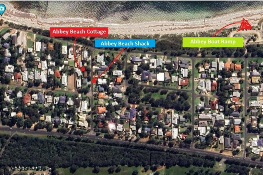 Abbey Beach Cottage Басселтон Экстерьер фото
